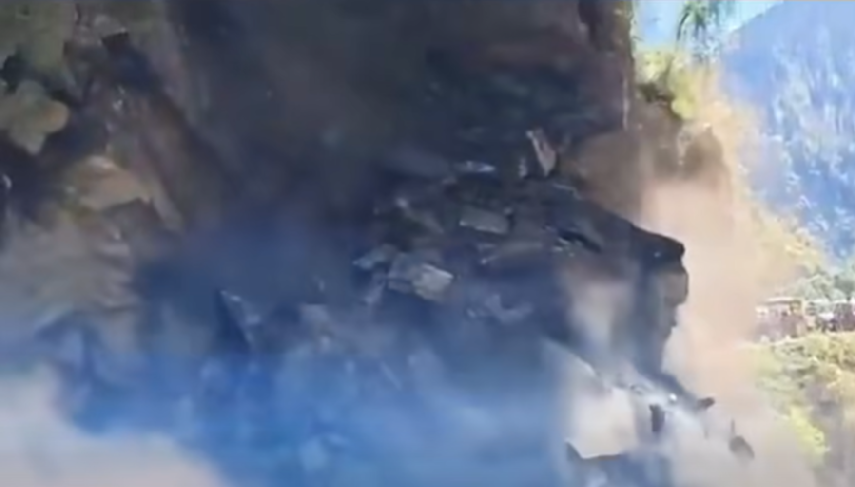 Massive landslide in India cuts off mountain road — A close call or a warning we shouldn’t ignore?